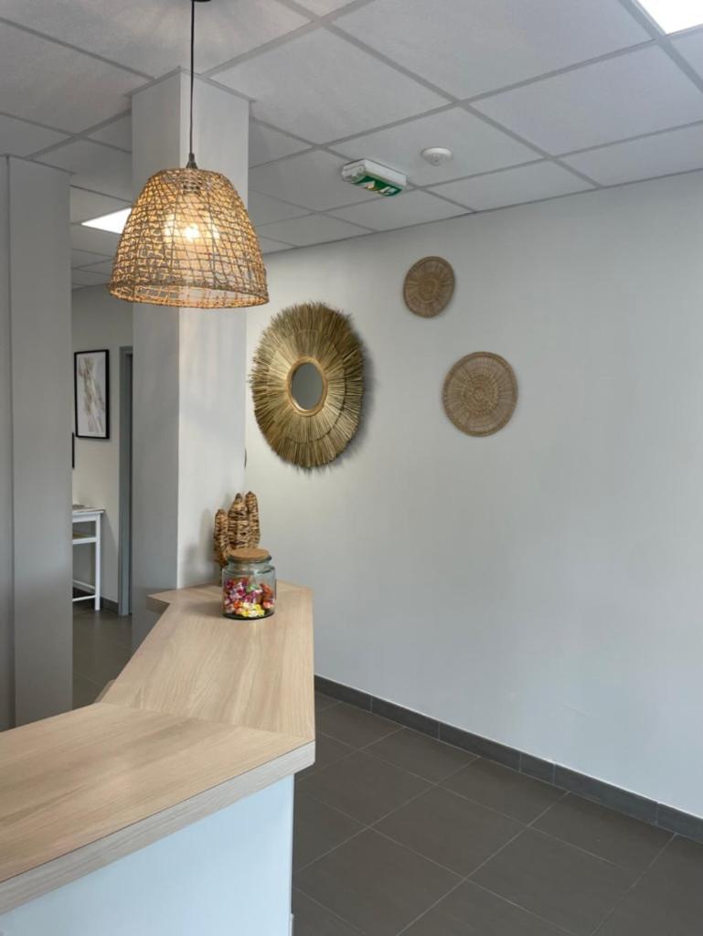 Ducey Appart'Hotel - Les Rivieres Екстер'єр фото