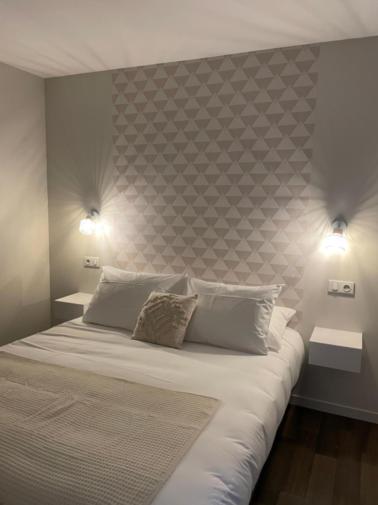 Ducey Appart'Hotel - Les Rivieres Екстер'єр фото